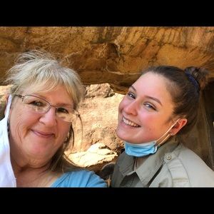 Meet your Posher, Donna